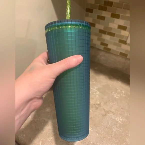 BRAND NEW STARBUCKS RARE TUMBLERS! LOOK AT DETAILS BELOW! - Picture 3 of 6
